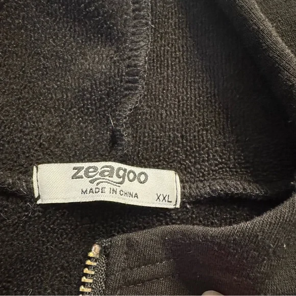 Zeagoo black long sleeved zip up hoodie with drawstrings, front pockets, XXL. - Picture 10 of 10
